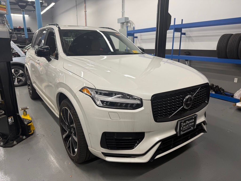 Certified 2023 Volvo XC90 Recharge Plug-In Hybrid Ultimate Dark 7-Seater SUV