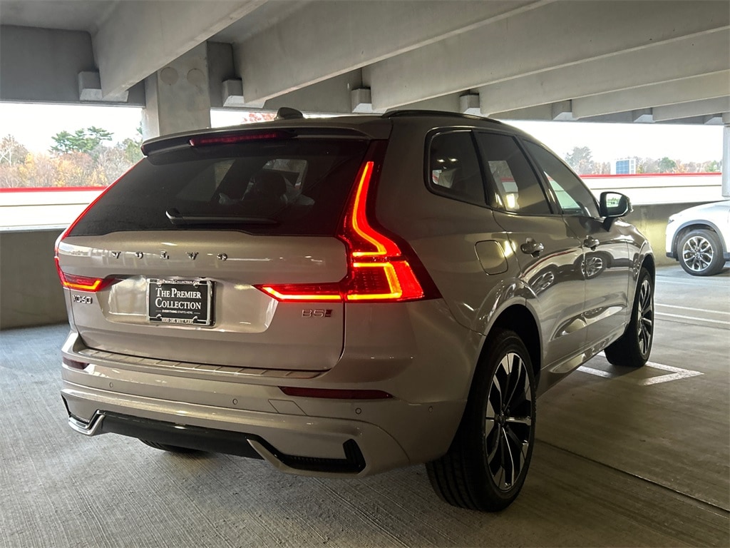 New 2026 Volvo XC60 B5 Plus SUV