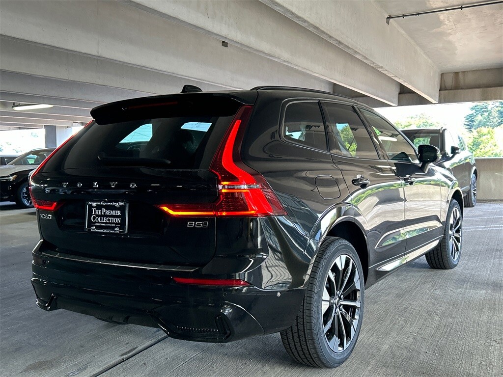 2026 Volvo XC60 B5 Plus photo 2
