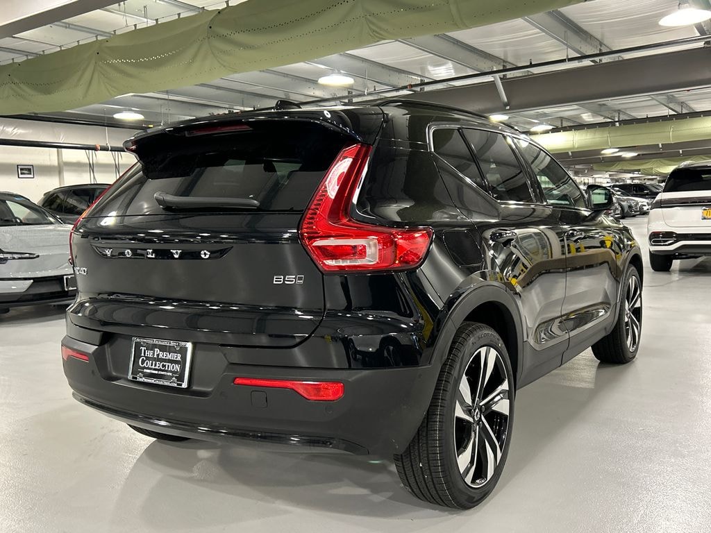 Certified 2023 Volvo XC40 B5 AWD Plus Dark SUV