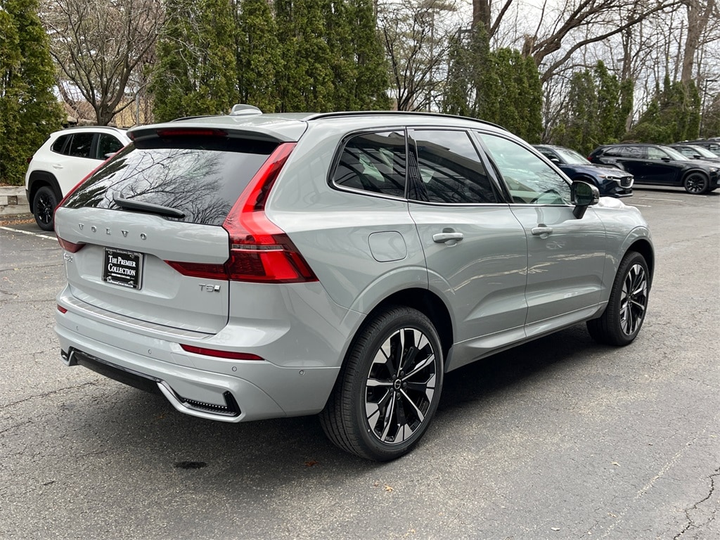 New 2026 Volvo XC60 plug-in hybrid T8 Plus SUV