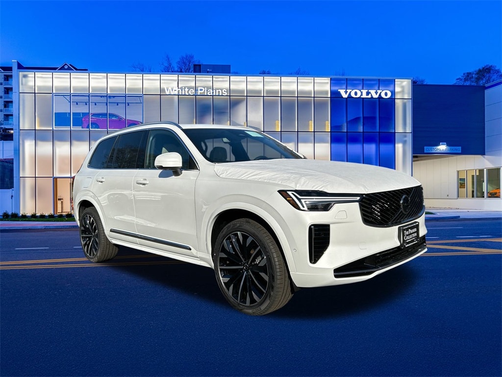 2026 Volvo XC90 Plus's photo