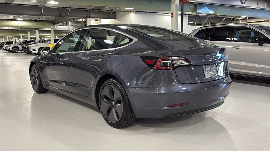 2018 Tesla Model 3 Long Range photo 3