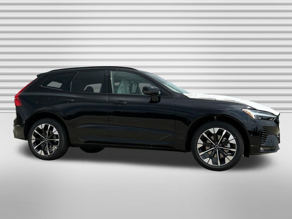 New 2026 Volvo XC60 B5 Plus SUV