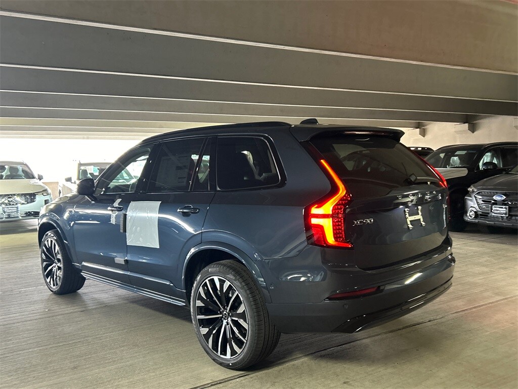 New 2026 Volvo XC90 B6 Ultra Dark Theme 7-Seater SUV