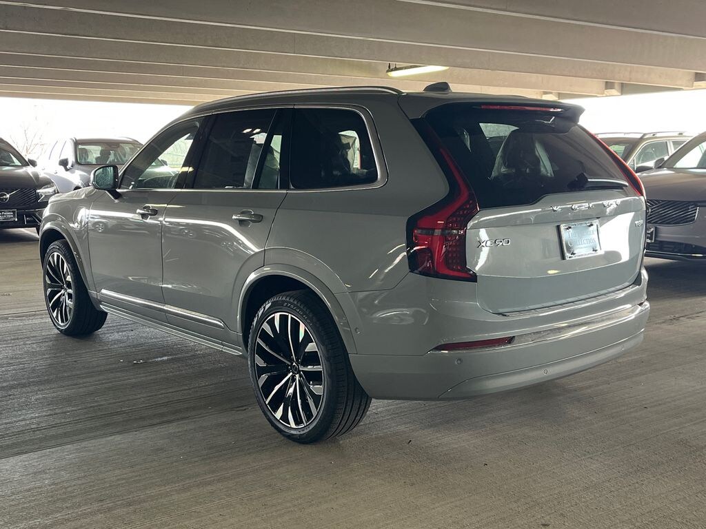 New 2026 Volvo XC90 plug-in hybrid T8 Plus 7-Seater SUV