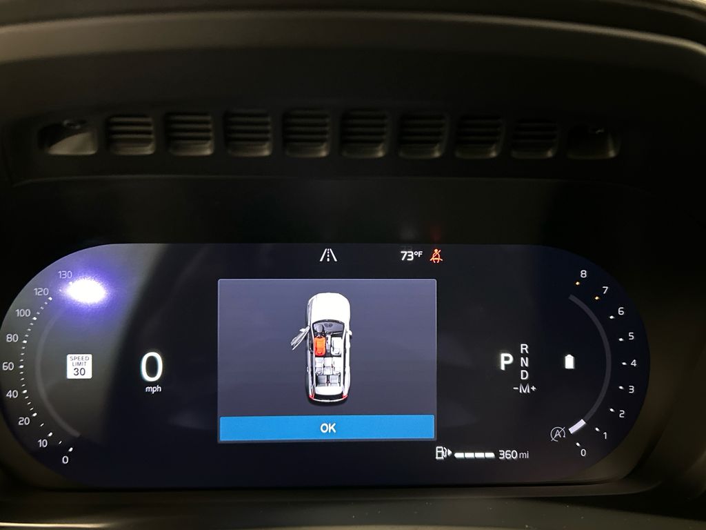 2026 Volvo XC90 Plus - Photo 15