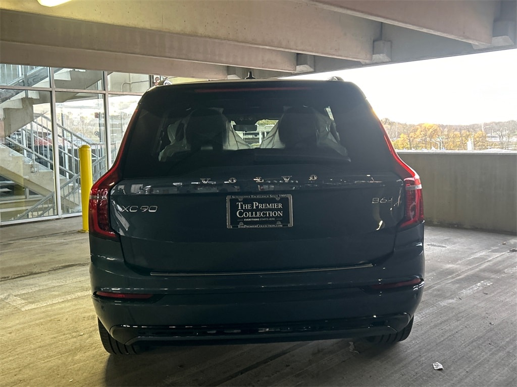 New 2026 Volvo XC90 B6 Ultra Dark Theme 6-Seater SUV