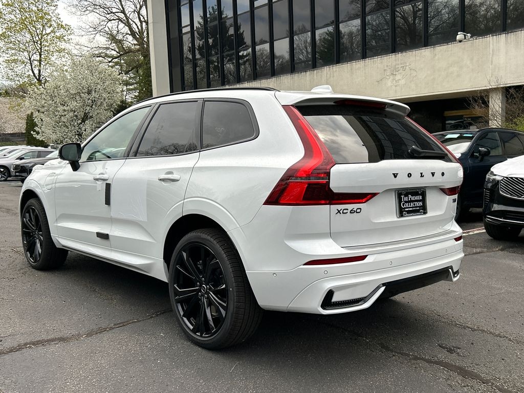 New 2026 Volvo XC60 plug-in hybrid T8 Ultra Black Edition SUV