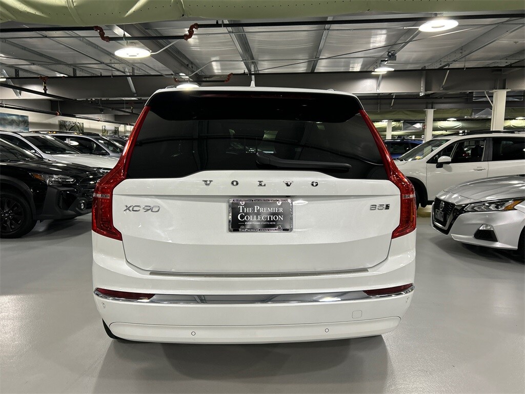 2024 Volvo XC90 B5 Core photo 3