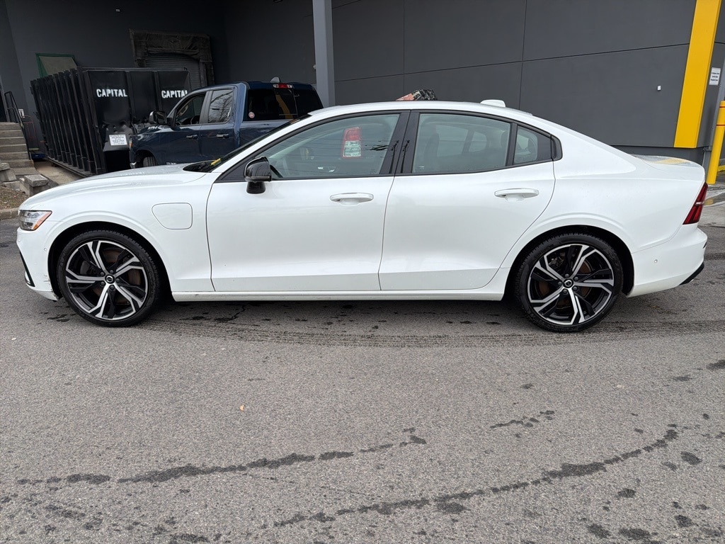 Used 2023 Volvo S60 Recharge Plug-In Hybrid Plus Dark Sedan