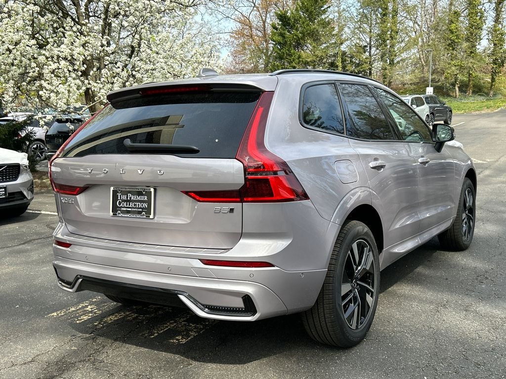 New 2026 Volvo XC60 B5 Plus SUV