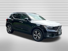 2026 Volvo XC40 B5 Core AWD SUV