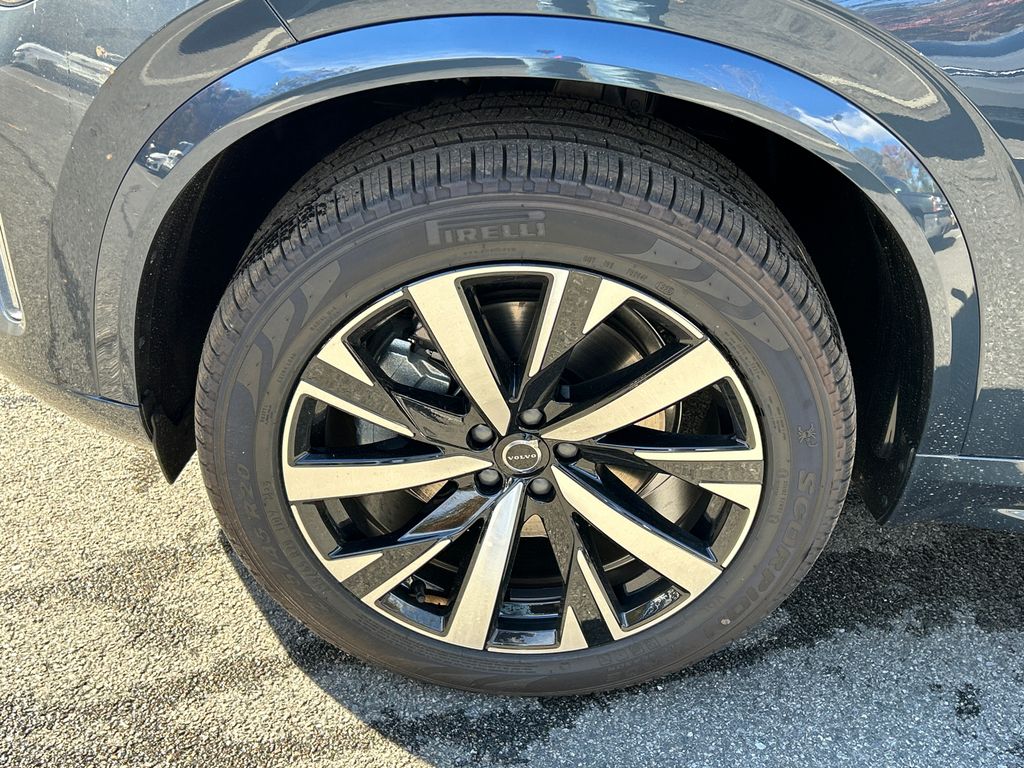 2026 Volvo XC90 Core - Photo 8