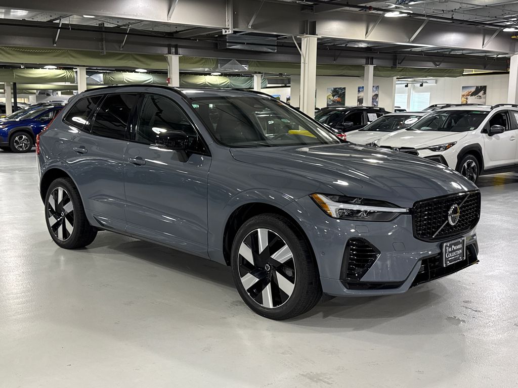 2024 Volvo XC60 Recharge Plug-In Hybrid