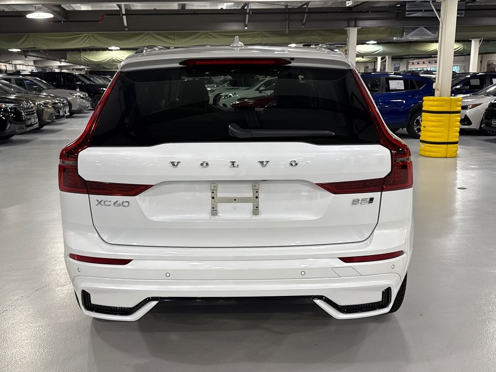 New 2026 Volvo XC60 B5 Ultra SUV