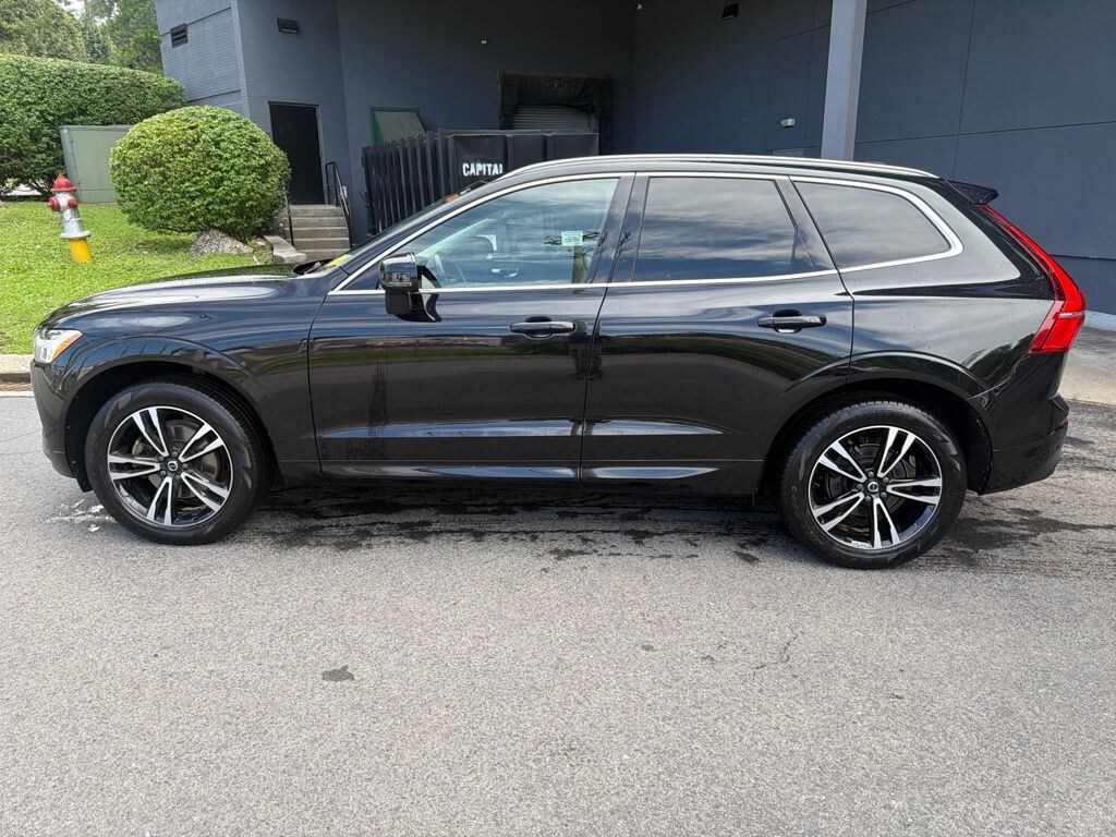Used 2020 Volvo XC60 T5 Momentum SUV