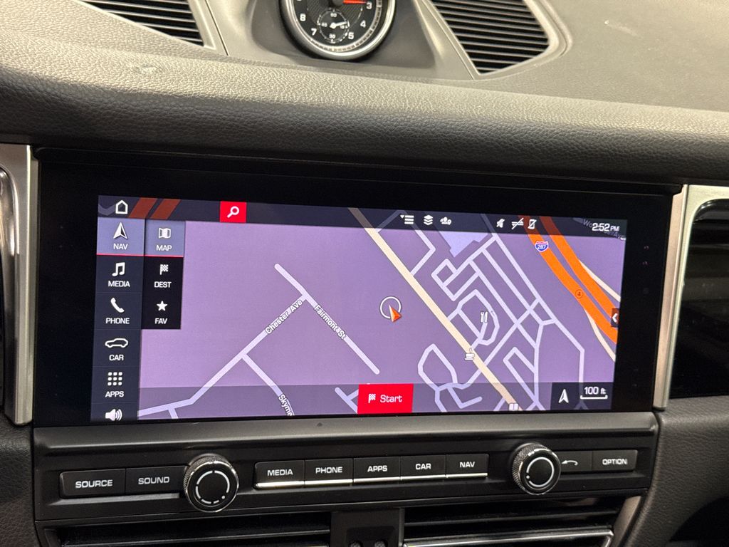 2021 Porsche Macan S - Photo 15