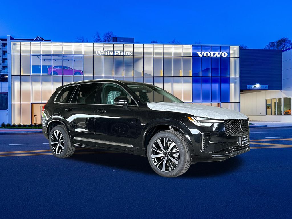 2026 Volvo XC90 B5 Core Bright 4WD's photo