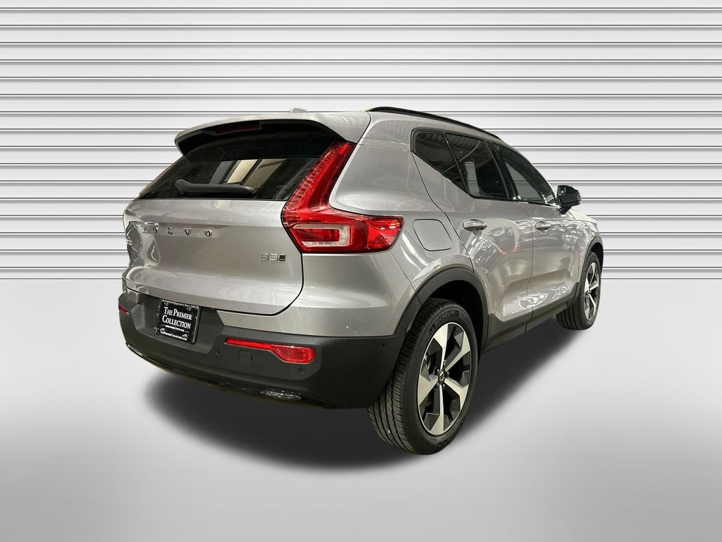 New 2026 Volvo XC40 B5 Plus SUV