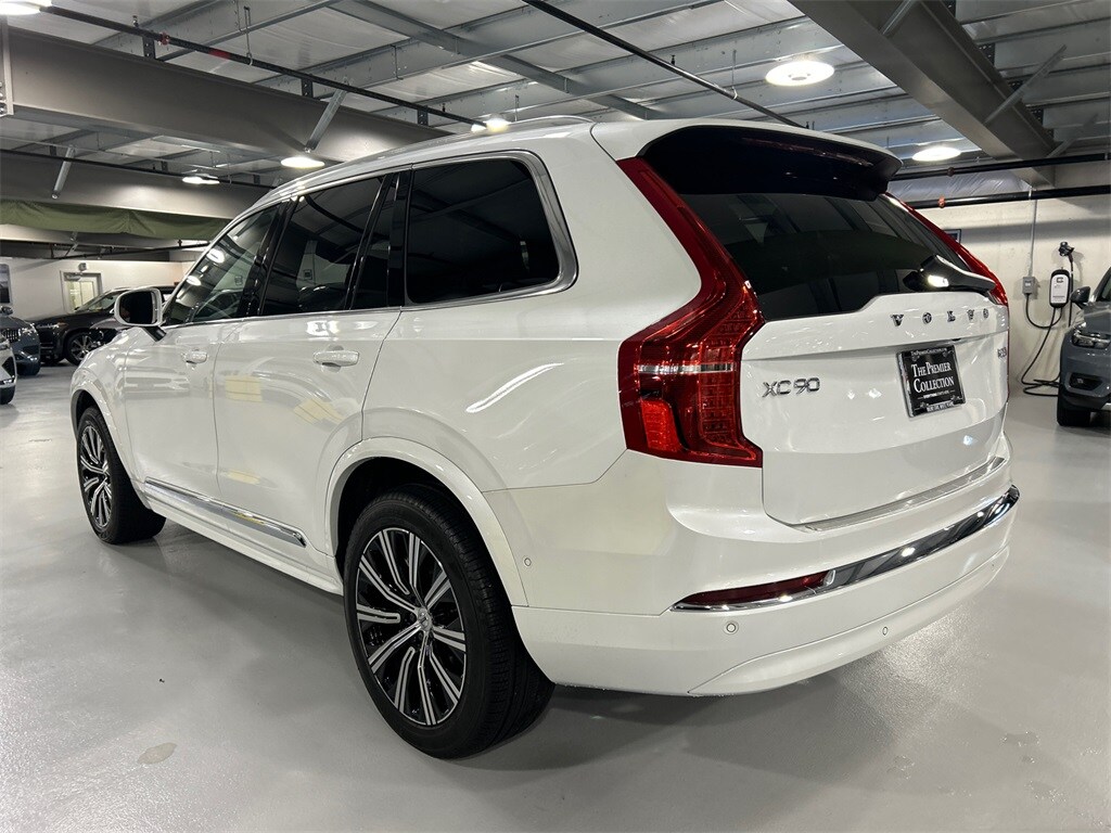 2025 Volvo XC90 Plus photo 3