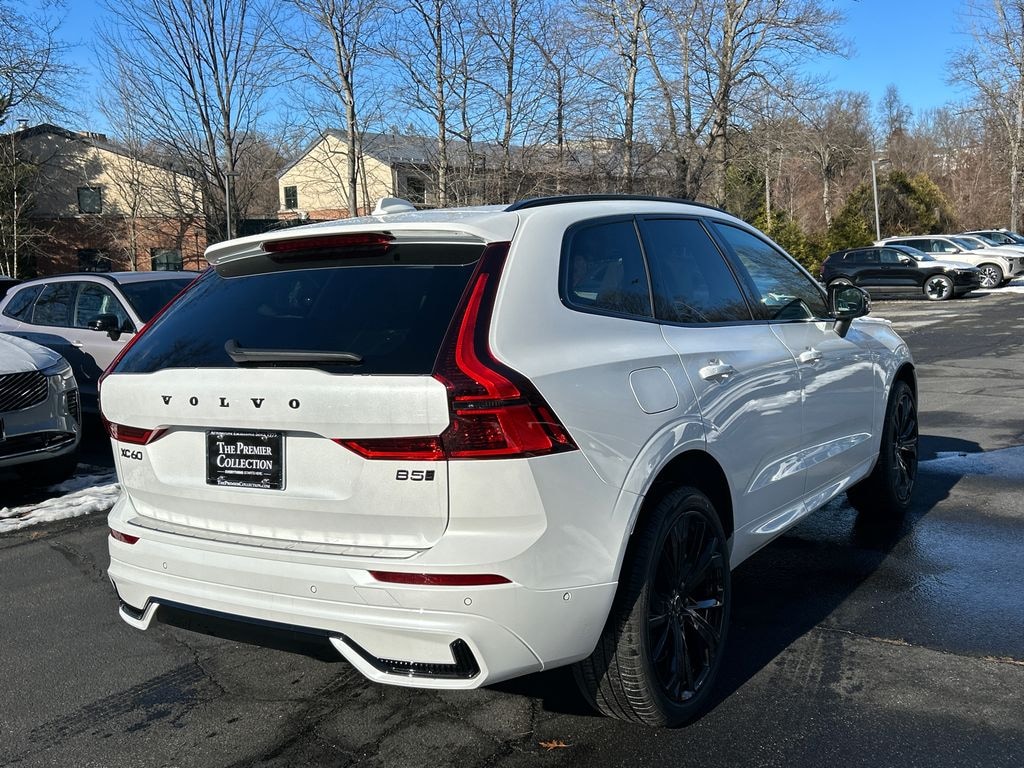 New 2026 Volvo XC60 B5 Ultra Black Edition SUV