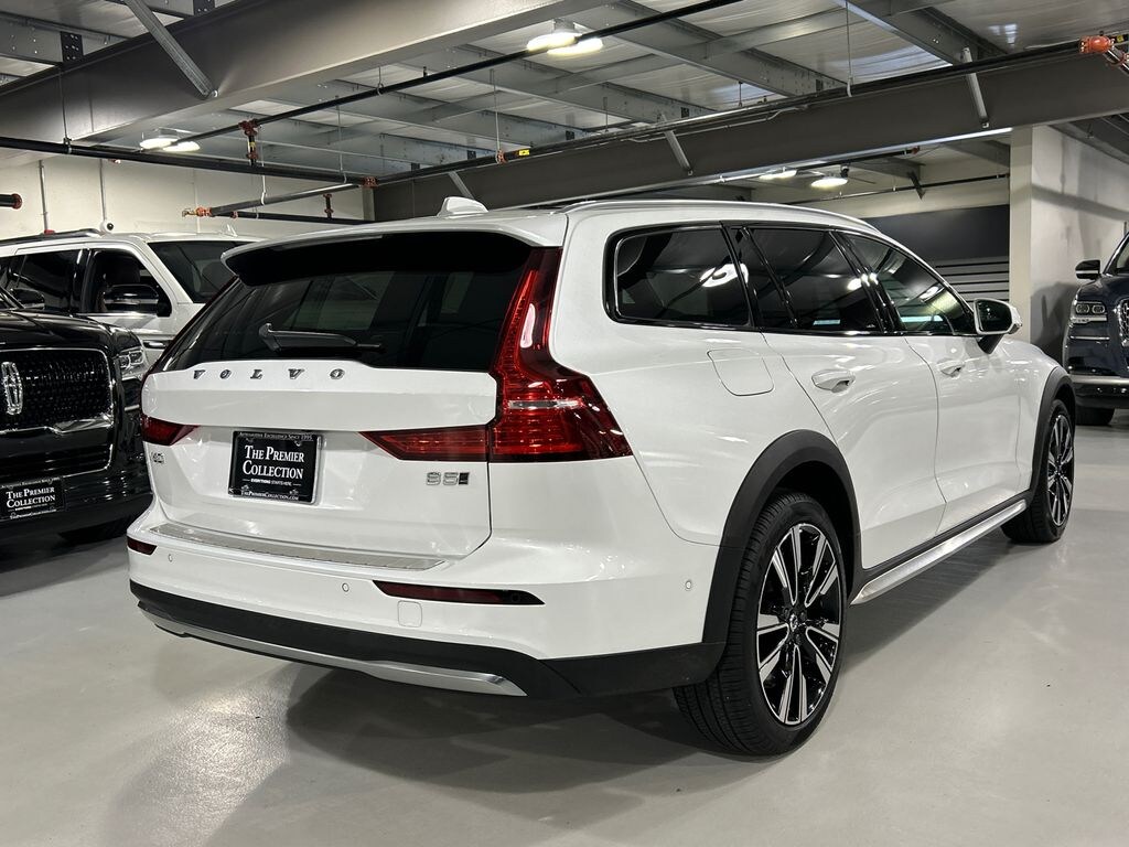 Used 2025 Volvo V60 Cross Country B5 Ultra Wagon