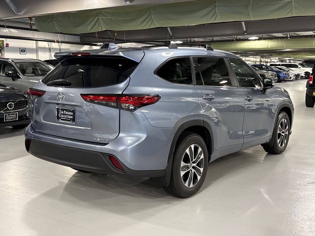 Used 2023 Toyota Highlander SUV