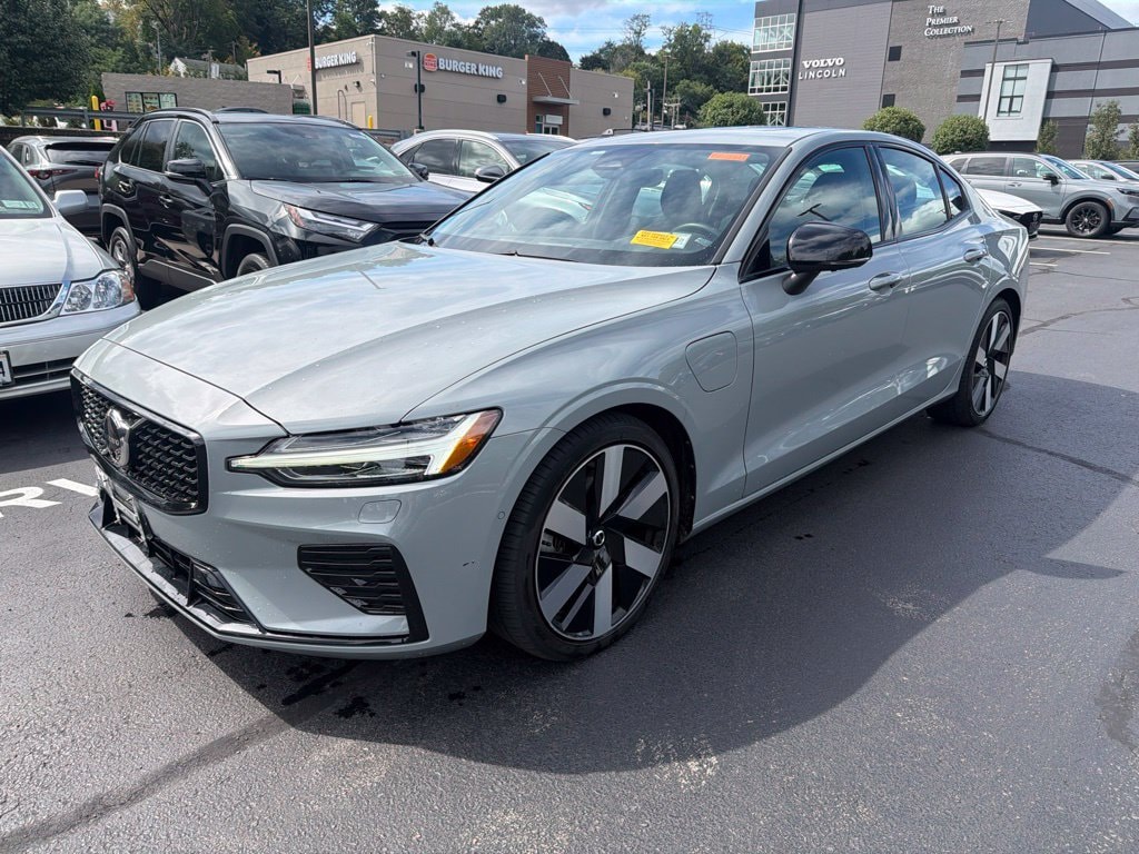 Certified 2024 Volvo S60 plug-in hybrid T8 Plus Dark Sedan