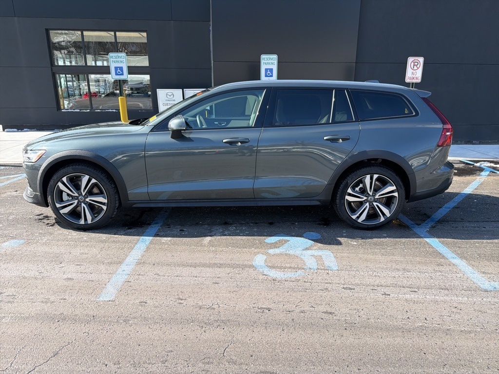 Used 2026 Volvo V60 Cross Country B5 Plus Wagon