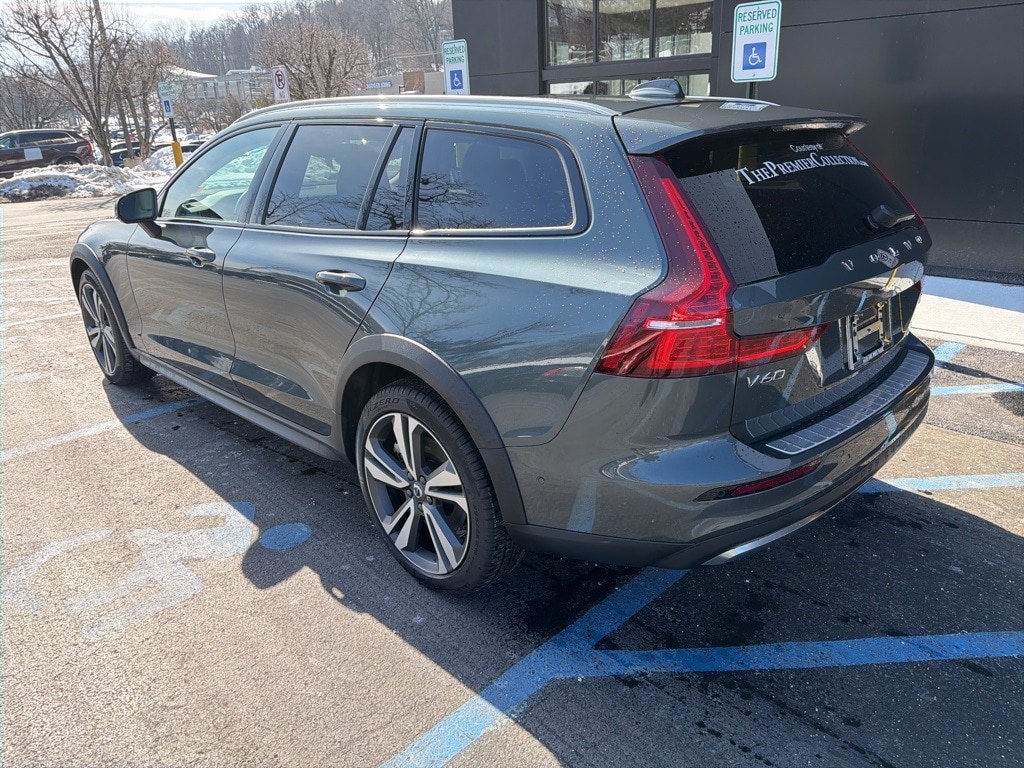 Used 2026 Volvo V60 Cross Country B5 Plus Wagon