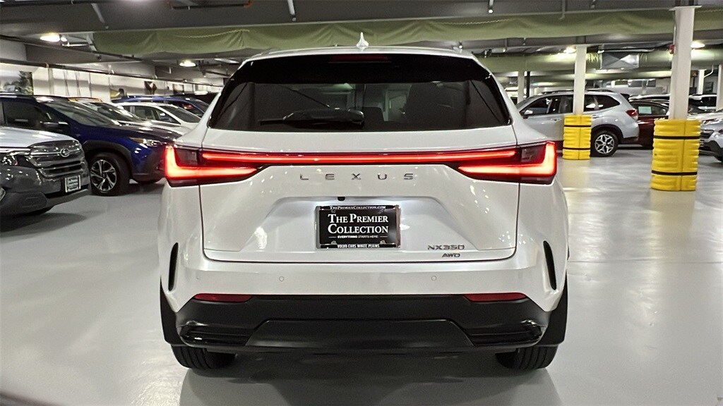 2024 Lexus NX 350 Premium photo 2