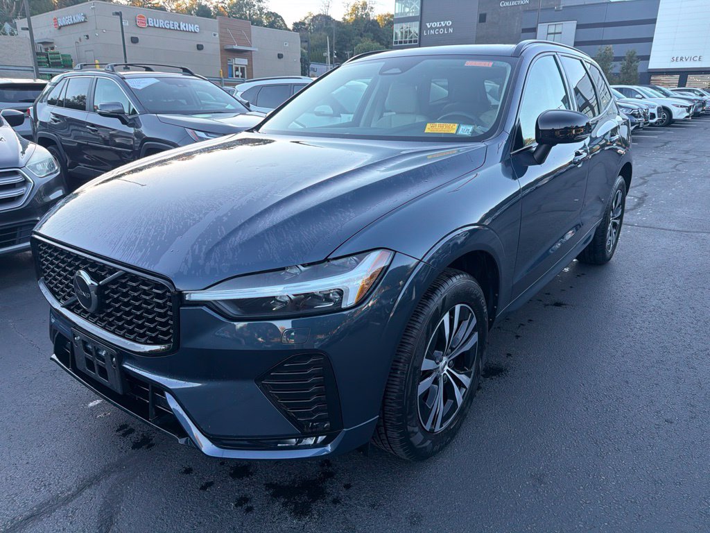 Used 2024 Volvo XC60 B5 Core Dark SUV