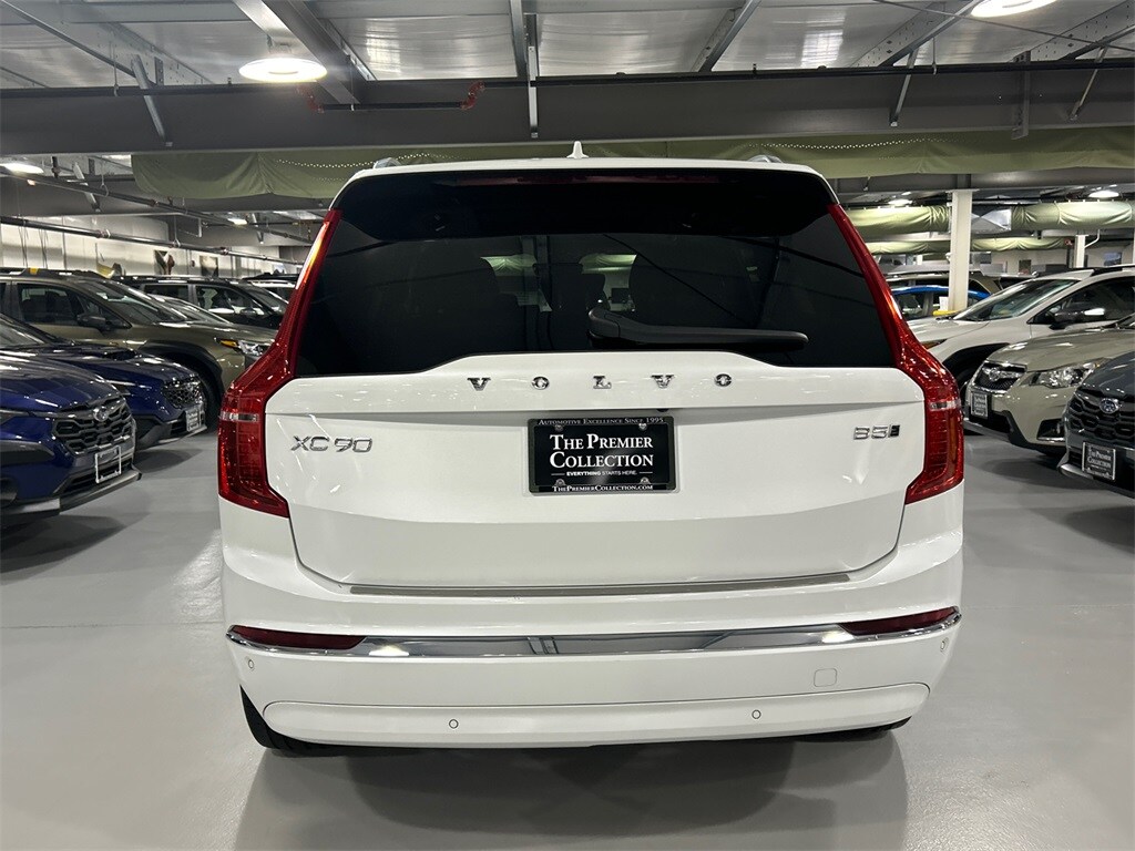 2024 Volvo XC90 B5 Core photo 2