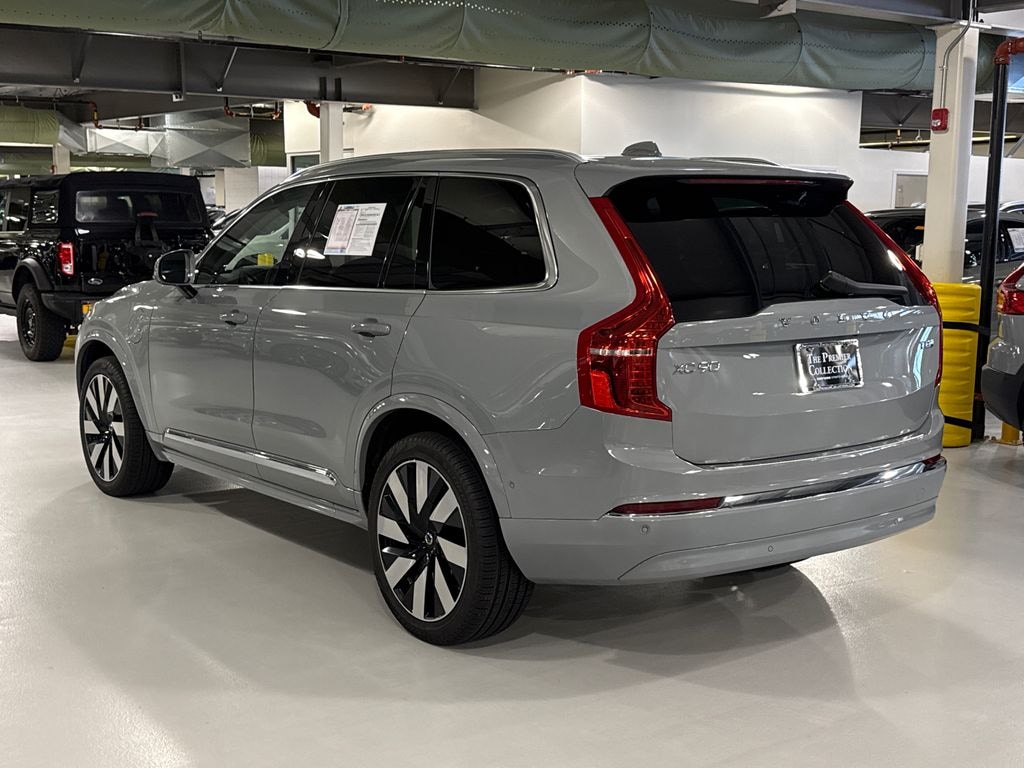 Certified 2025 Volvo XC90 plug-in hybrid T8 Ultra 6-Seater SUV