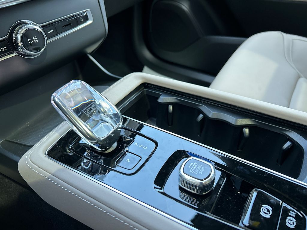 2026 Volvo XC90 Core - Photo 19