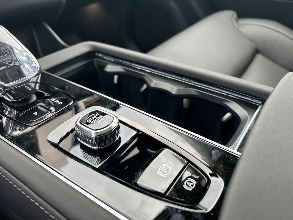 2026 Volvo XC90 Ultra - Photo 20