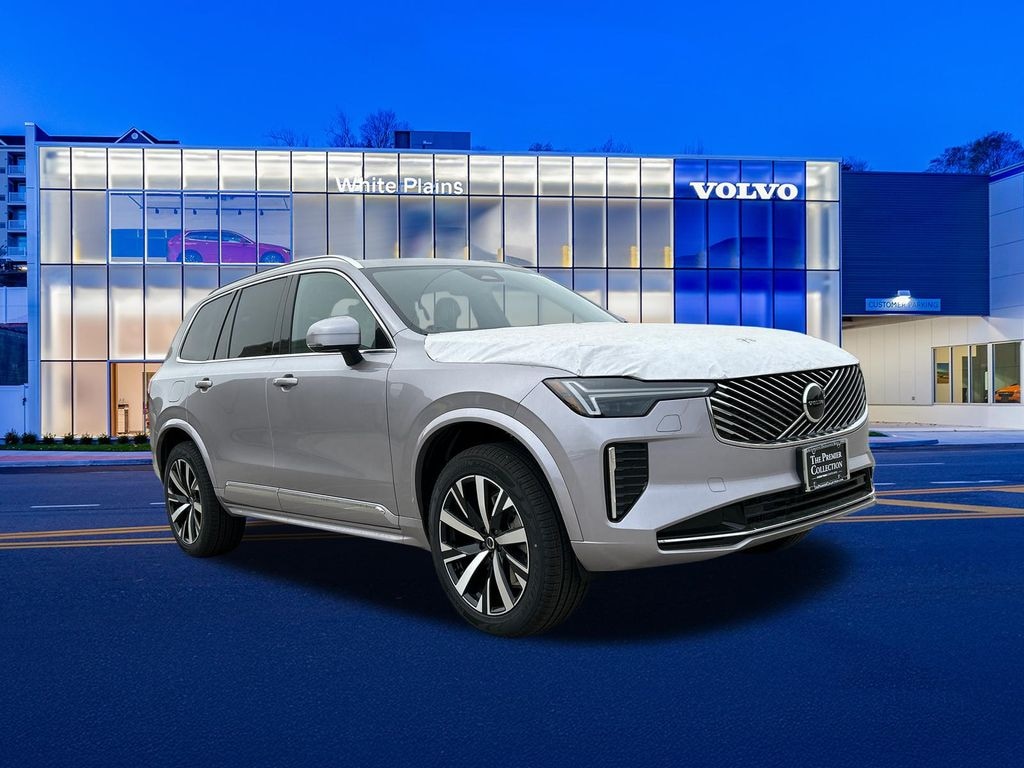 New 2026 Volvo XC90 B5 Core SUV