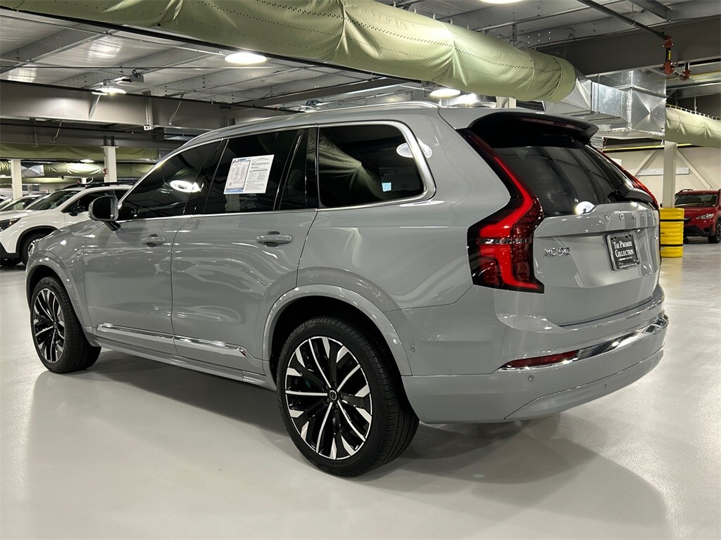 2025 Volvo XC90 Plus photo 4