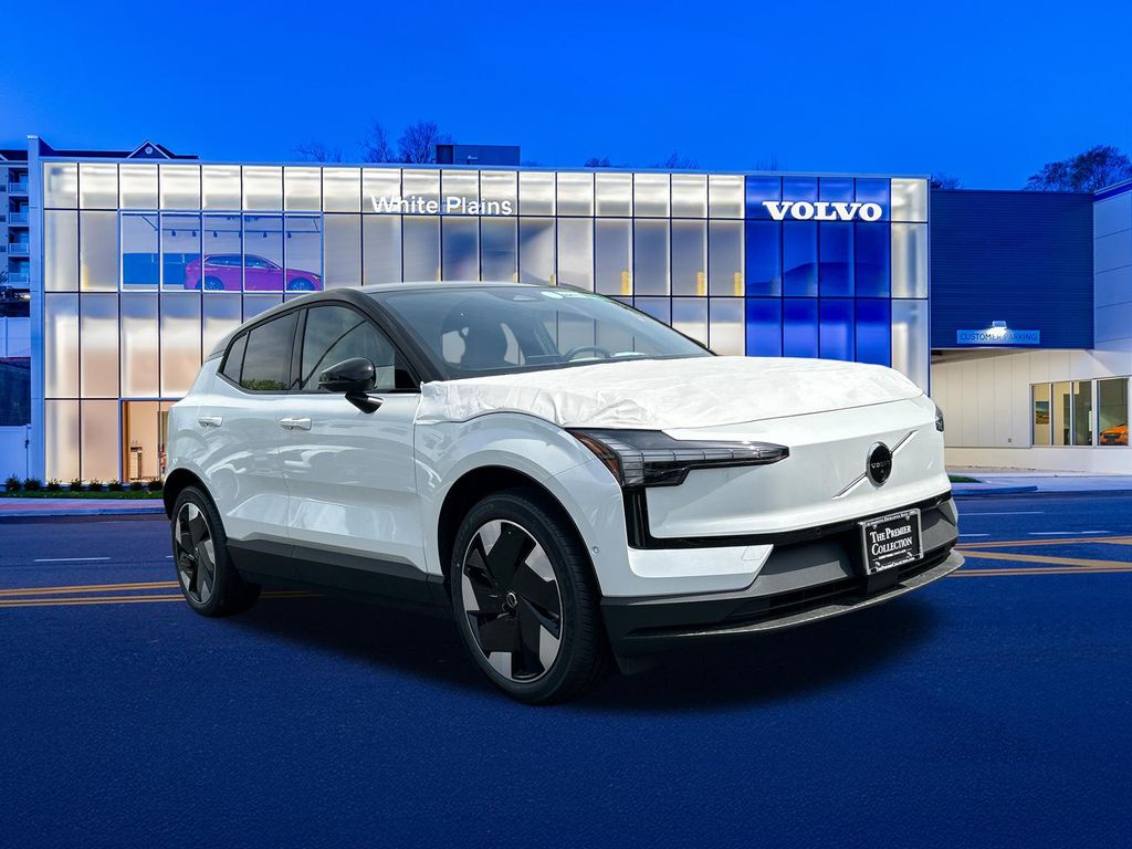2026 Volvo EX30 Twin Motor Performance Ultra's photo