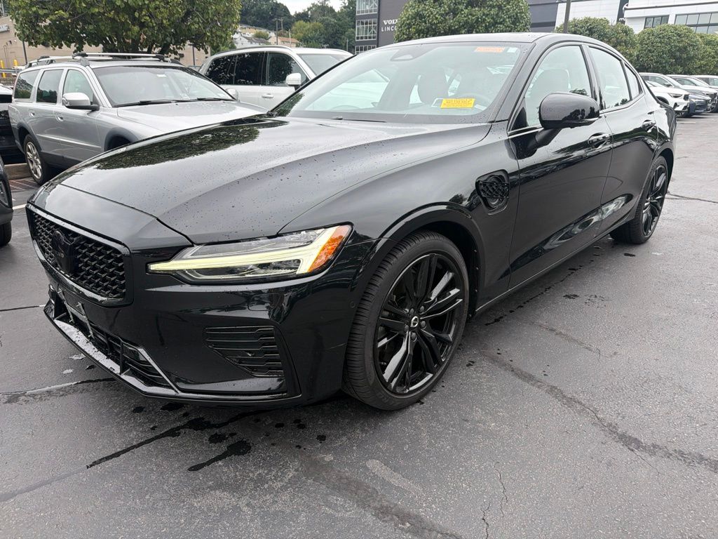 2024 Volvo S60 Recharge Plug-In Hybrid
