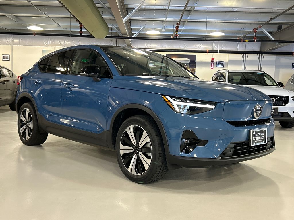 2023 Volvo C40 Recharge Pure Electric