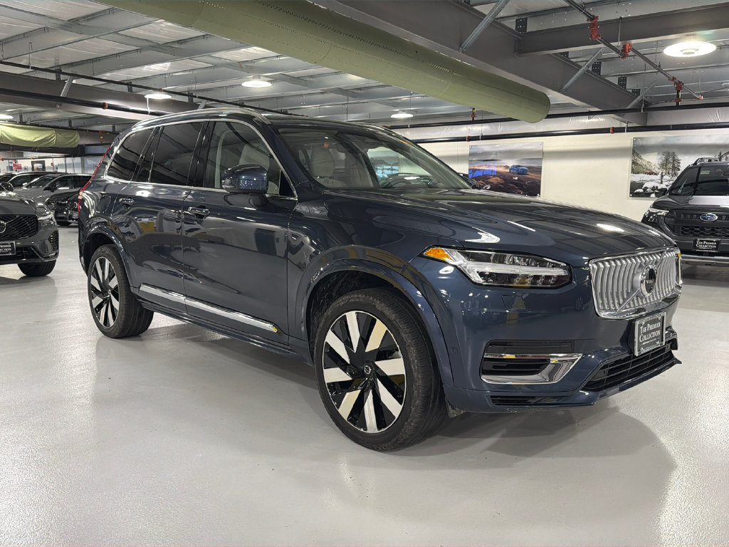 2025 Volvo XC90 plug-in hybrid