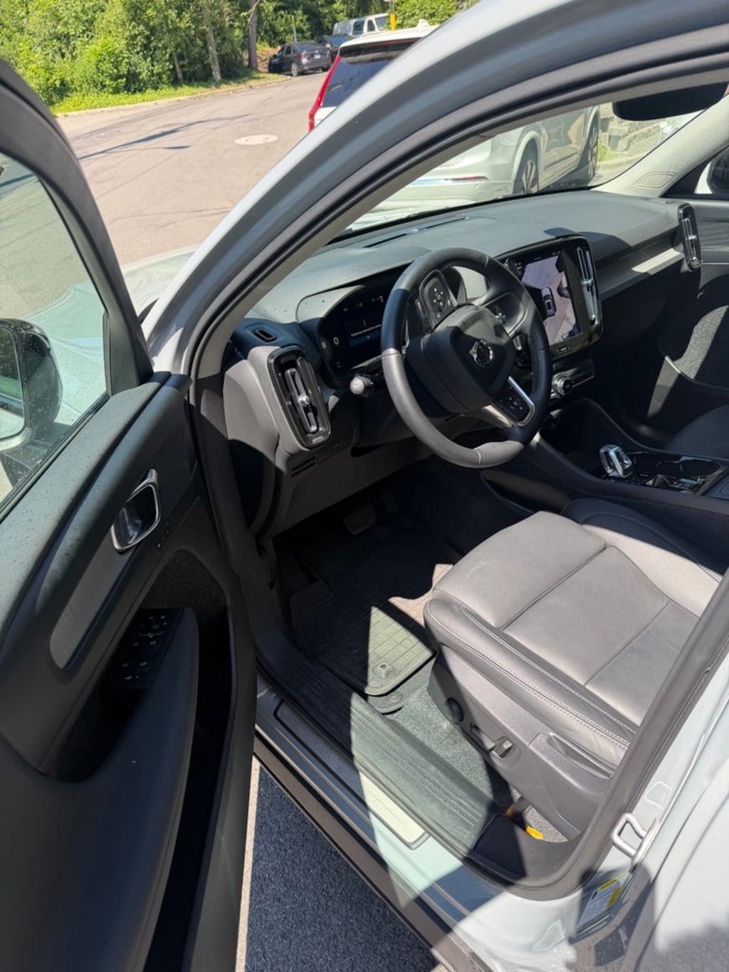 Certified 2026 Volvo XC40 B5 Plus SUV