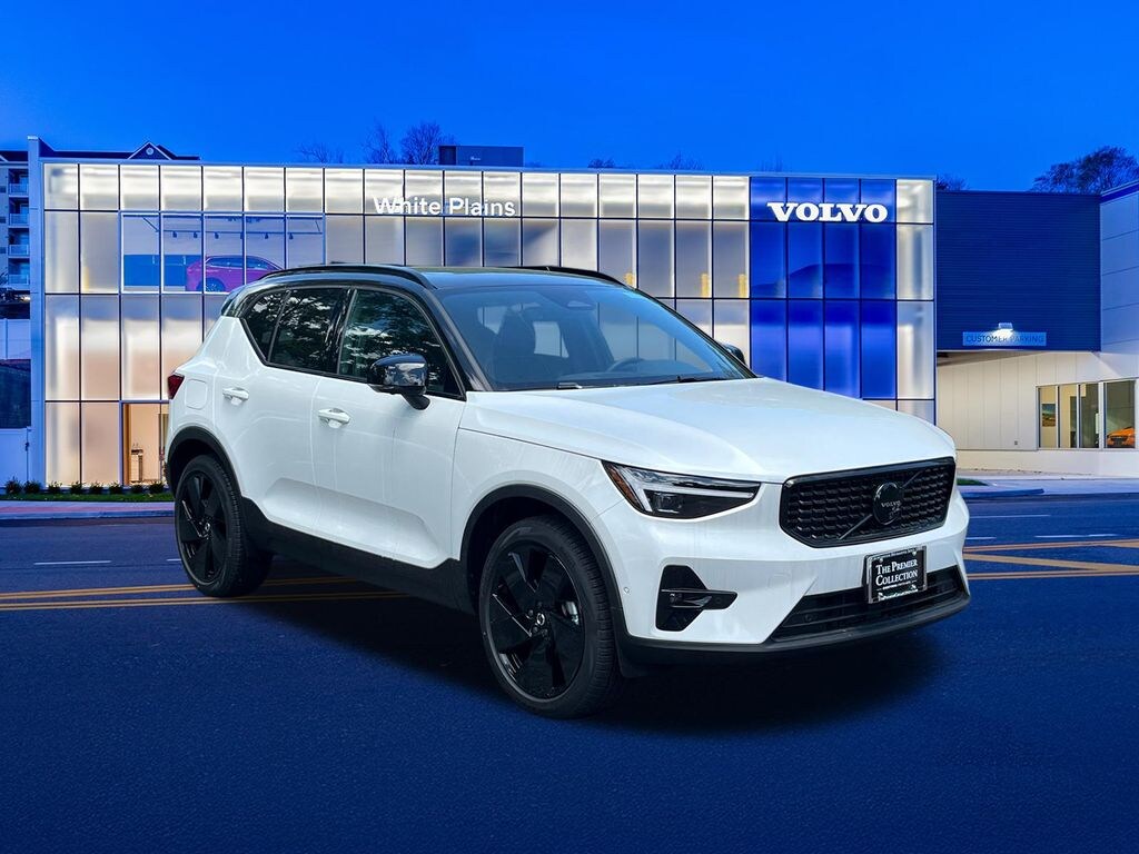 New 2026 Volvo XC40 B5 Ultra Black Edition SUV