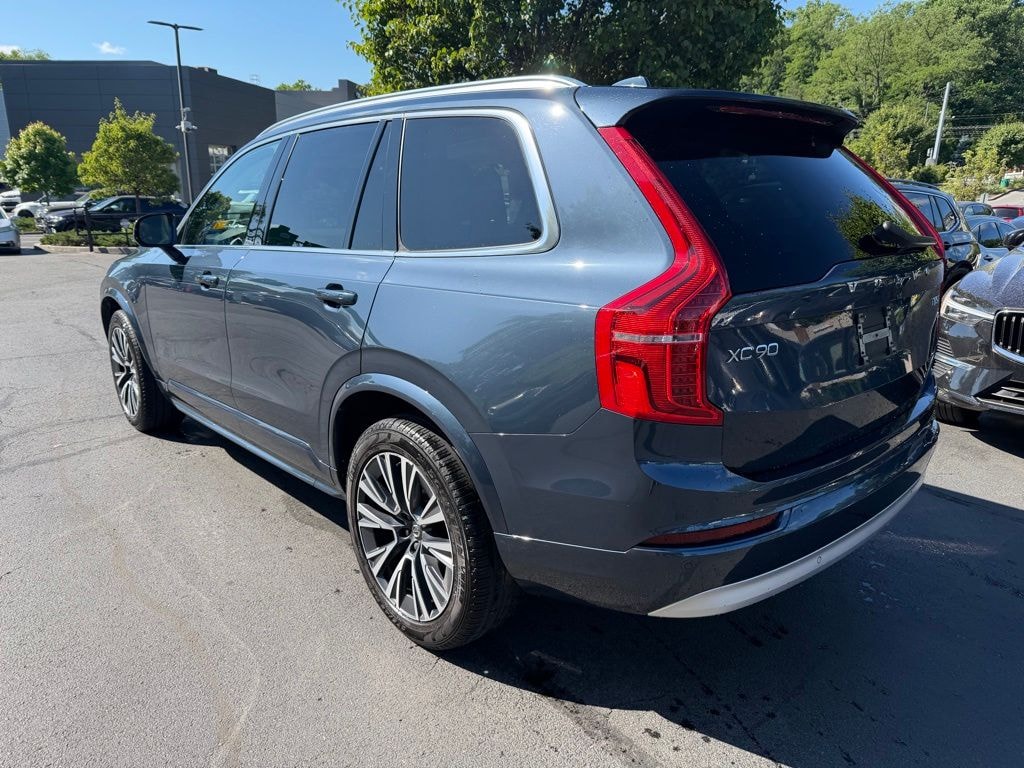Used 2022 Volvo XC90 T5 AWD Momentum 7 Seater SUV