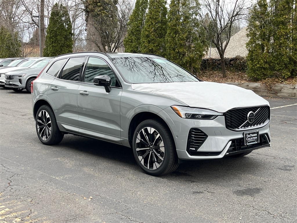 New 2026 Volvo XC60 plug-in hybrid T8 Plus SUV