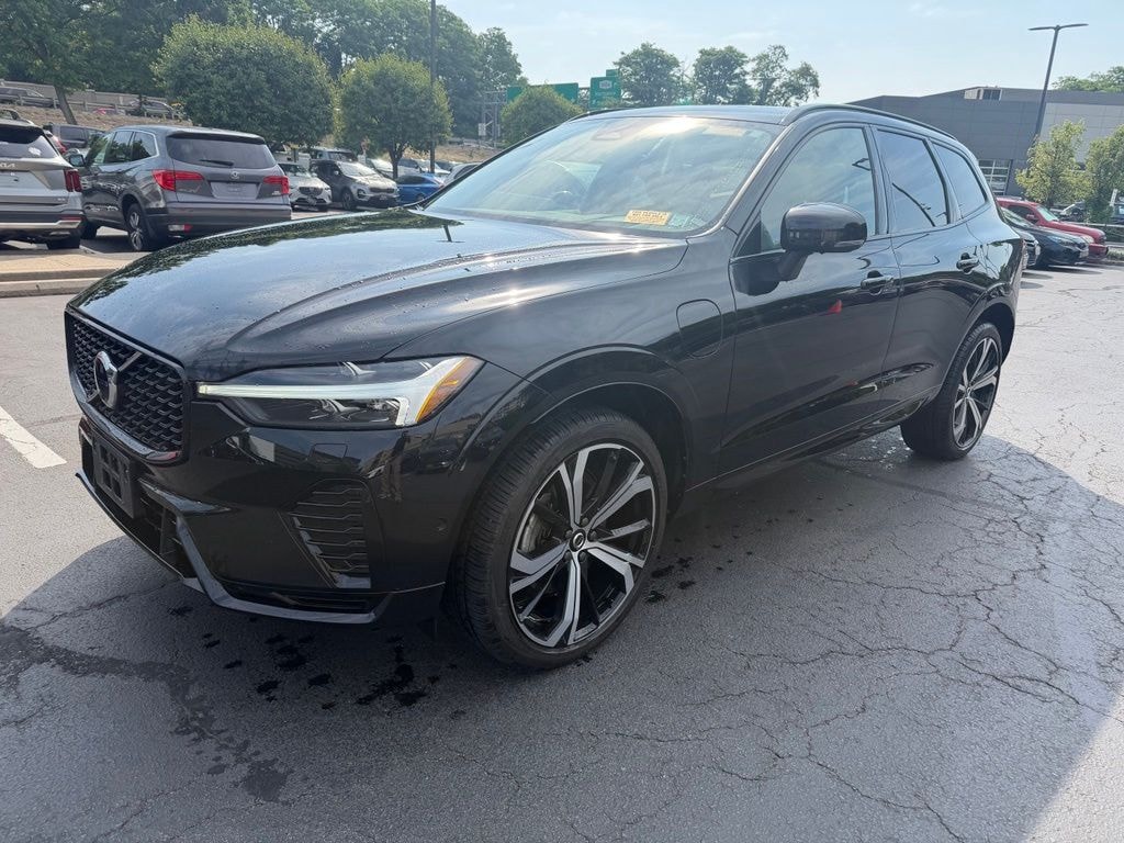 Used 2023 Volvo XC60 Recharge Plug-In Hybrid Ultimate Dark SUV