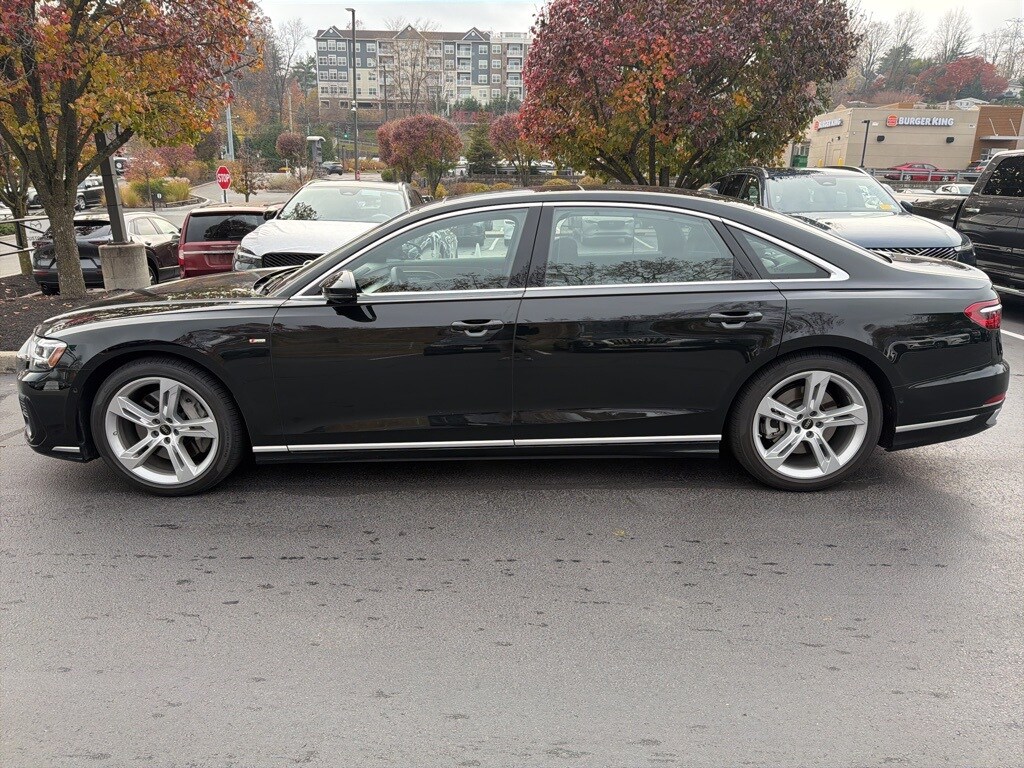 2025 Audi A8 L 55 photo 3
