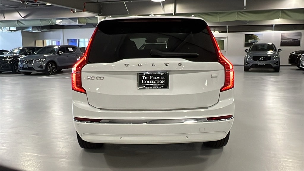 Certified 2024 Volvo XC90 plug-in hybrid T8 Ultimate Bright 7-Seater SUV